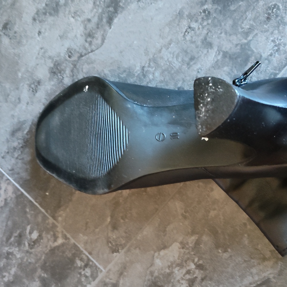 Leather booties - Picture 4 of 5